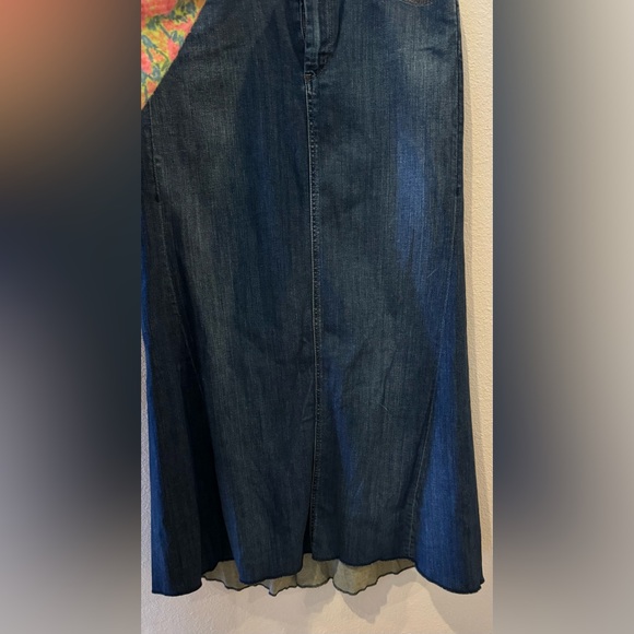 Blank NYC Dark Blue Flare Denim Skirt - Picture 4 of 6
